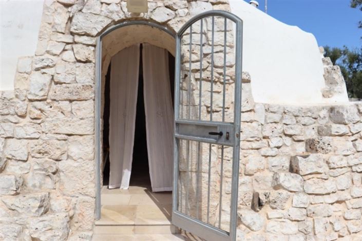 Image No.8-2 Bed Property for sale