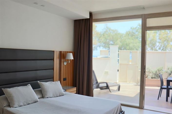 Image No.8-6 Bed Villa for sale