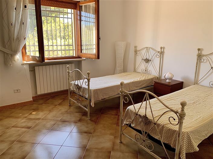 Image No.20-4 Bed Villa for sale