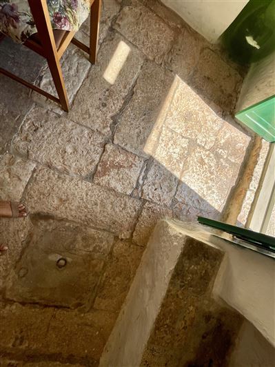 Image No.9-2 Bed Property for sale