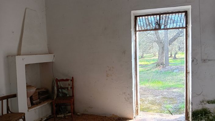 Image No.14-2 Bed Property for sale