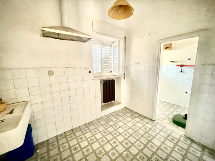 Image No.9-6 Bed Villa for sale