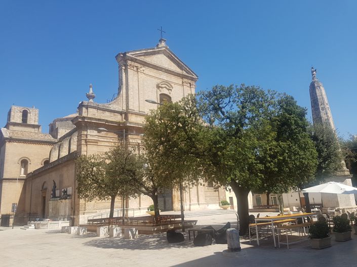 Image No.22-1 Bed Property for sale