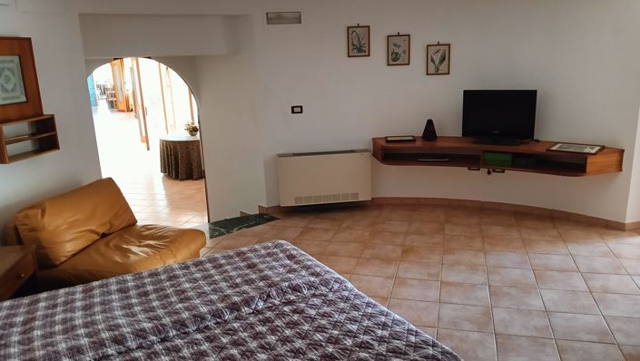 Image No.20-3 Bed Villa for sale