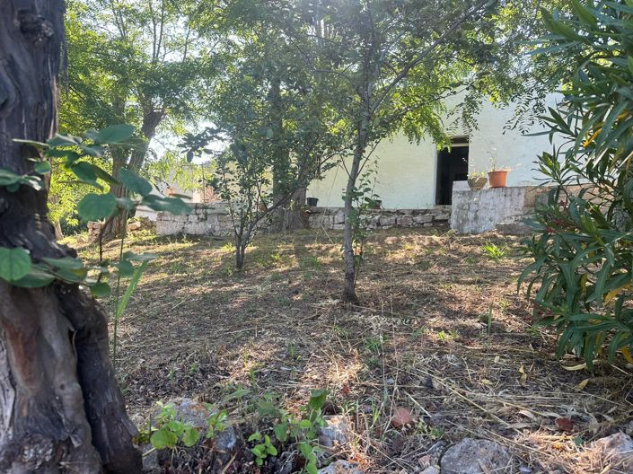 Image No.19-2 Bed Property for sale