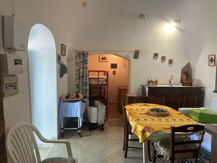 Image No.2-2 Bed Property for sale