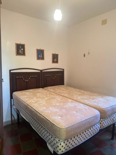 Image No.5-2 Bed Property for sale