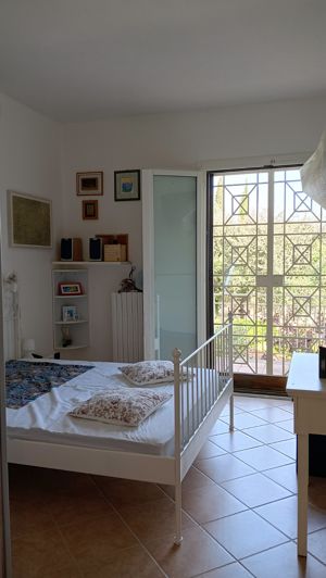 Image No.25-5 Bed Property for sale