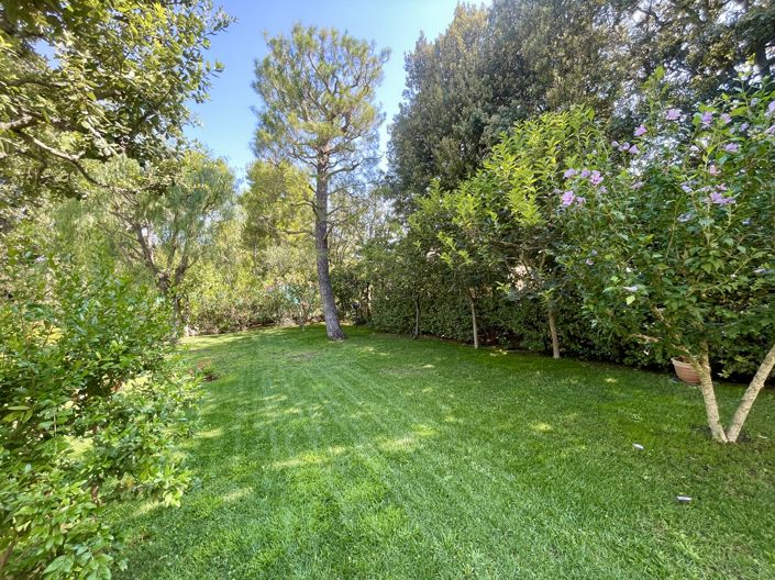 Image No.4-5 Bed Property for sale