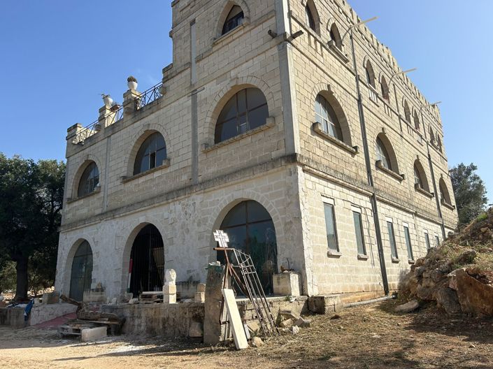 Image No.12-10 Bed Masseria for sale