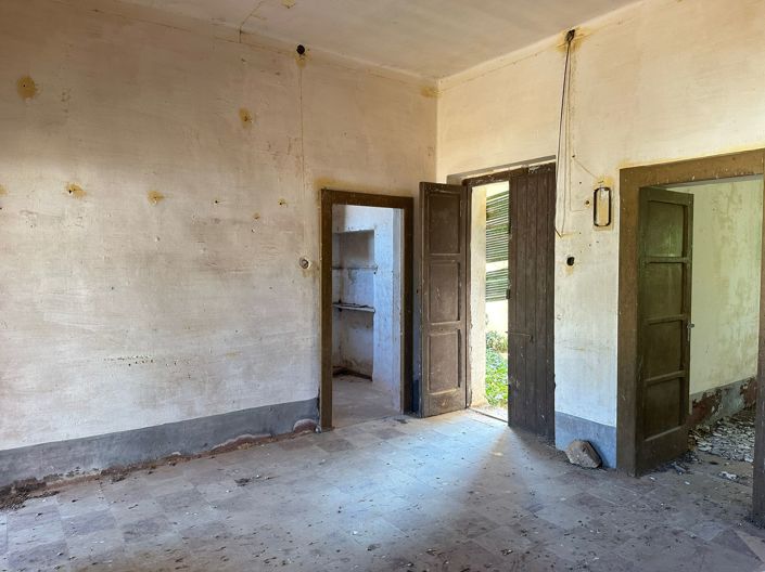 Image No.19-2 Bed Property for sale