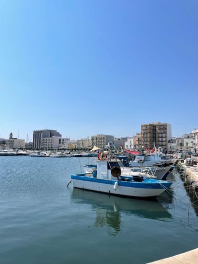 Image No.32-2 Bed Apartment for sale