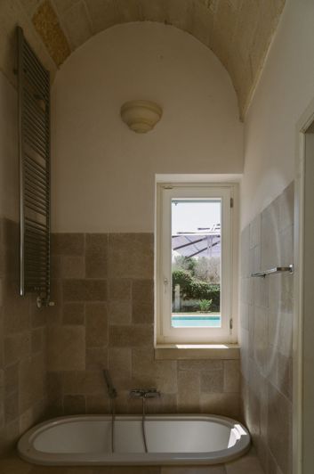 Image No.25-4 Bed Property for sale