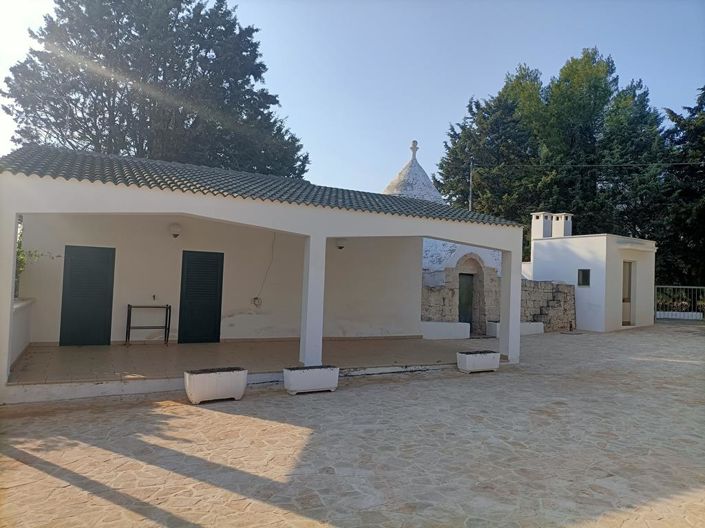 Image No.16-4 Bed Property for sale