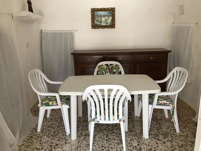 Image No.29-4 Bed Property for sale