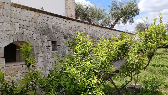 Image No.31-6 Bed Property for sale