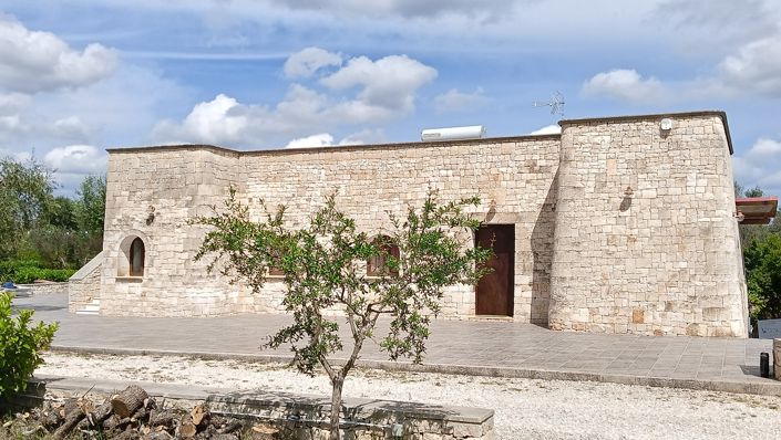 Image No.38-6 Bed Property for sale