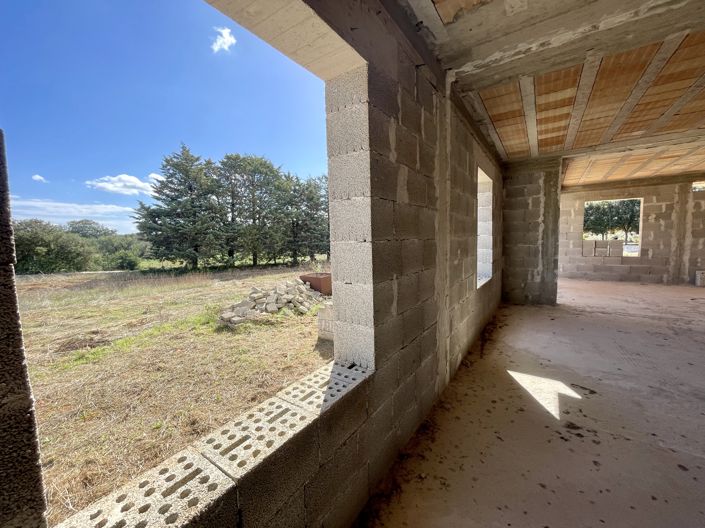 Image No.11-4 Bed Property for sale