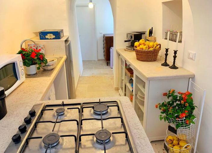 Image No.38-Ferme de 2 chambres à vendre à Ostuni