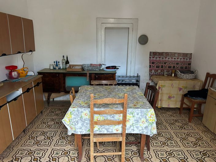 Image No.9-2 Bed Property for sale