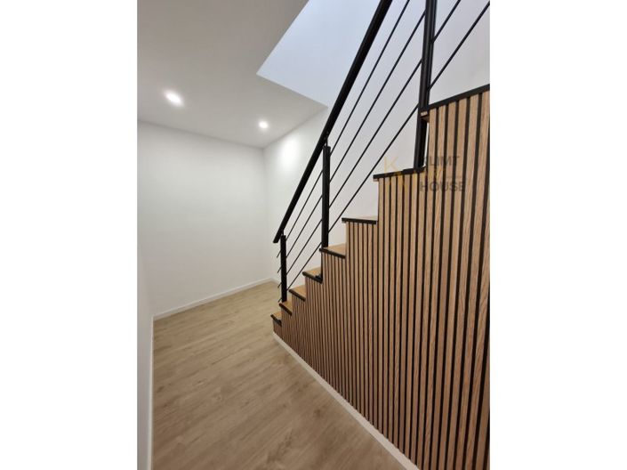 Image No.1-3 Bed Apartment for sale
