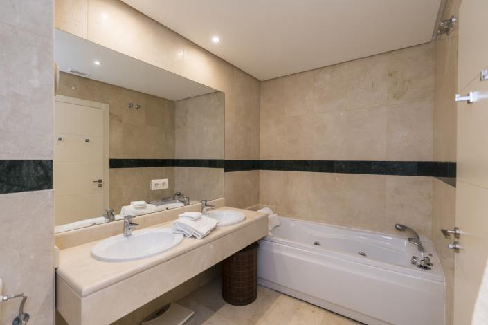 Image No.21-1 Bed Apartment for sale