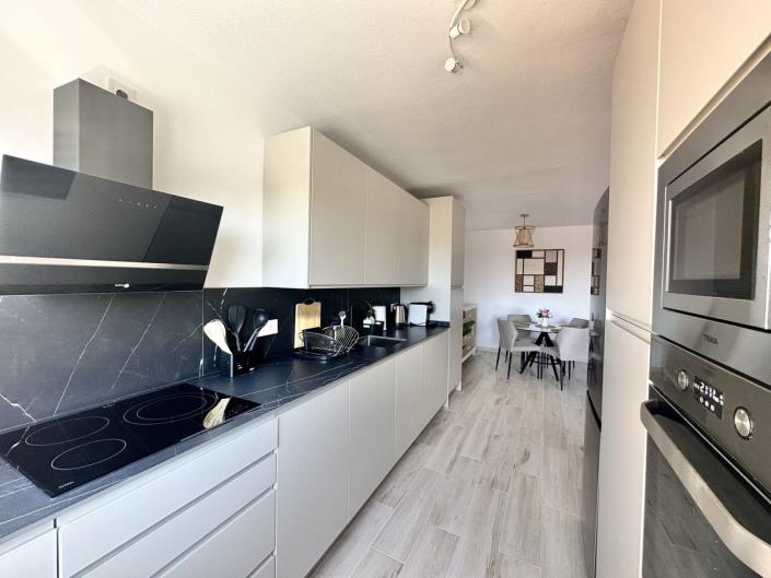 Image No.15-2 Bed Apartment for sale