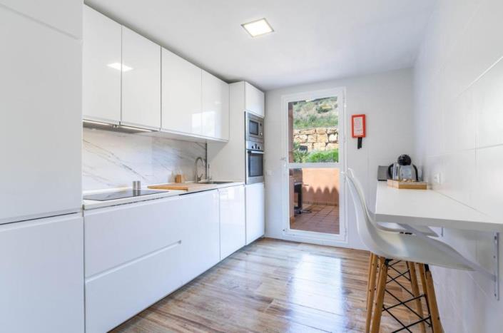 Image No.12-Appartement de 2 chambres à vendre à Elviria