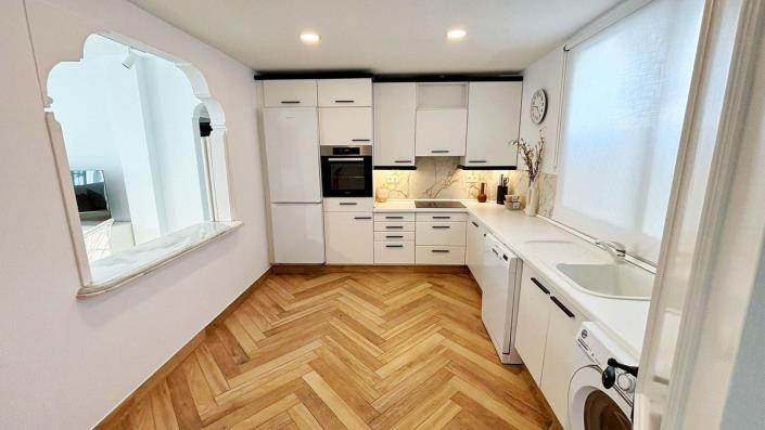 Image No.7-Penthouse de 2 chambres à vendre à Estepona