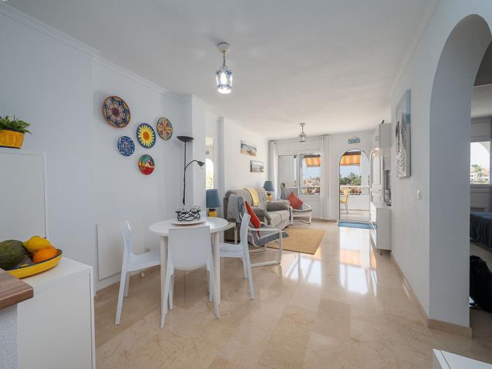 2 Bedrooms apartment for sale in El Faro Close to shops £249071