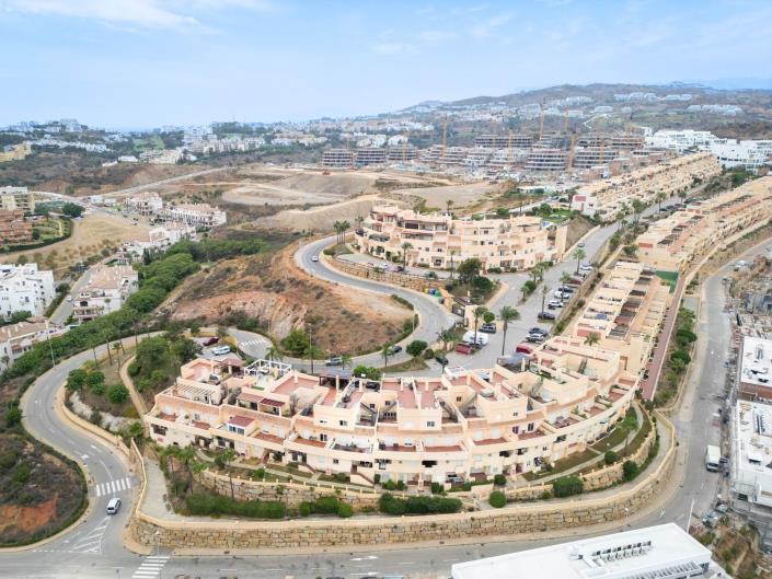 Image No.41-4 Bed Townhouse for sale