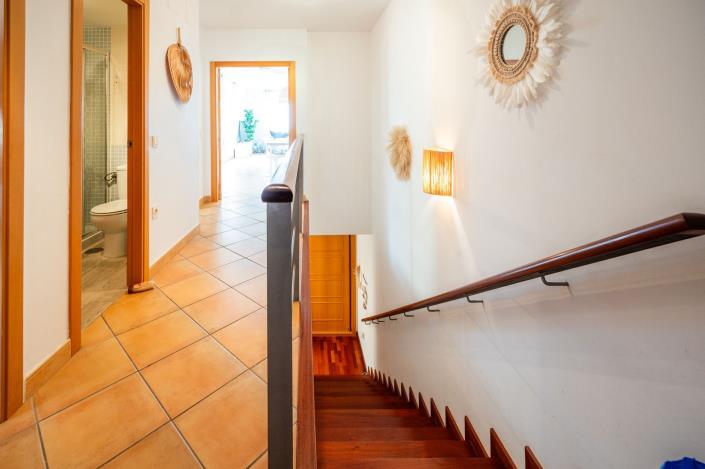 Image No.8-4 Bed Townhouse for sale