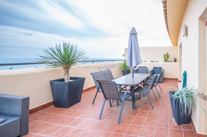 Image No.13-4 Bed Townhouse for sale