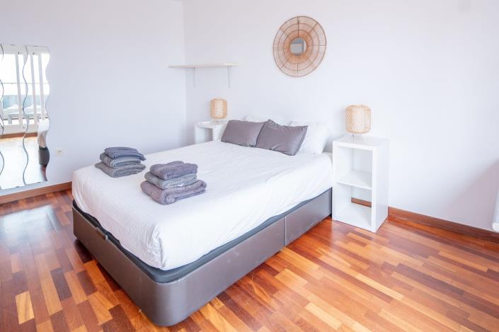 Image No.21-4 Bed Townhouse for sale