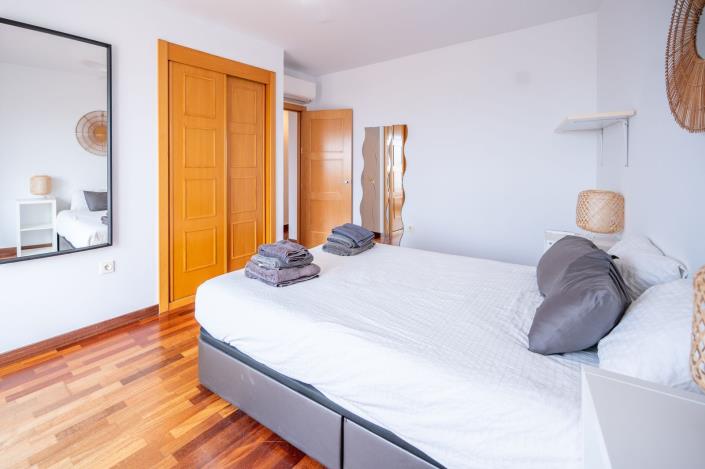 Image No.23-4 Bed Townhouse for sale