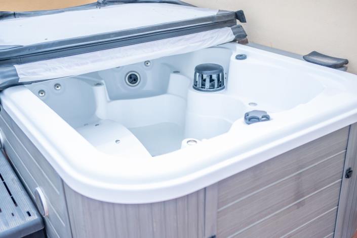 Image No.27-4 Bed Townhouse for sale