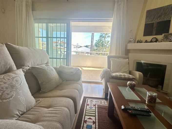 Image No.10-2 Bed Apartment for sale