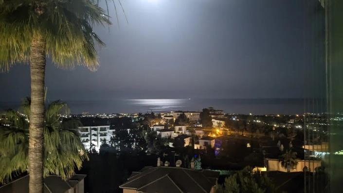 Image No.17-4 Bed Penthouse for sale