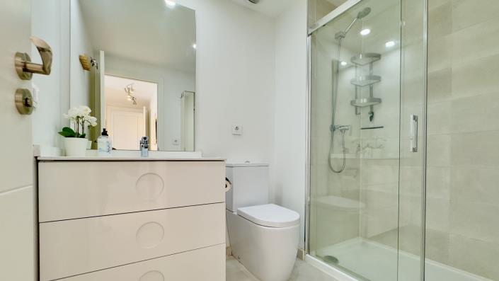 Image No.21-Appartement de 2 chambres à vendre à Benalmadena