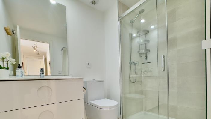 Image No.22-Appartement de 2 chambres à vendre à Benalmadena