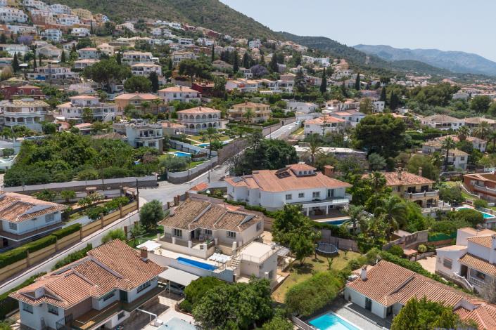 Image No.2-Jumelé de 7 chambres à vendre à Alhaurín de la Torre