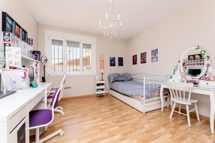 Image No.37-Jumelé de 7 chambres à vendre à Alhaurín de la Torre