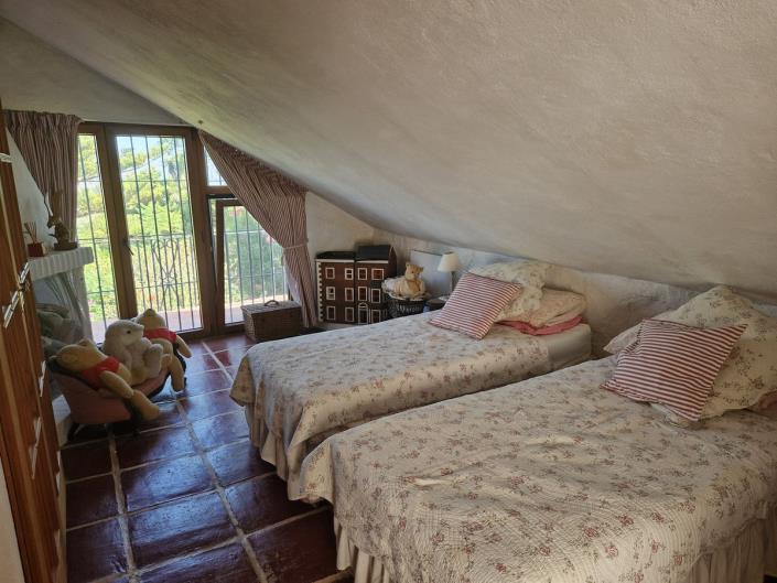 Image No.34-5 Bed Finca for sale