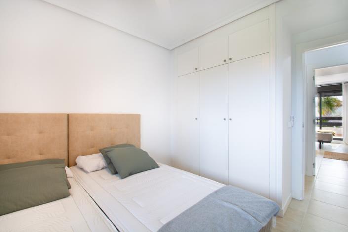 Image No.16-2 Bed Apartment for sale