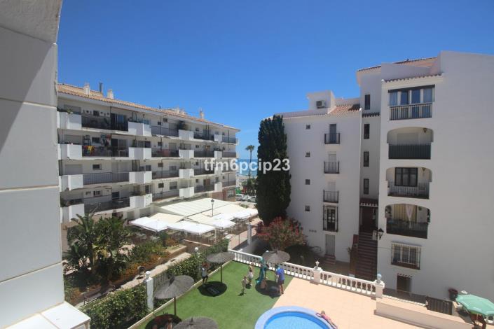 Image No.2-Appartement de 3 chambres à vendre à San Luis de Sabinillas