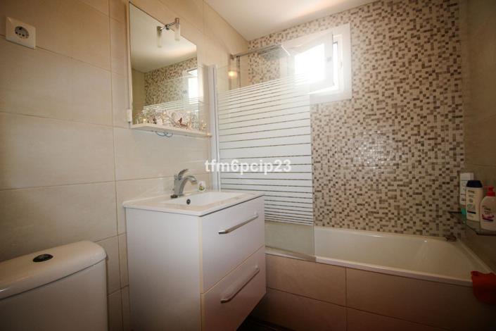 Image No.11-Appartement de 3 chambres à vendre à San Luis de Sabinillas