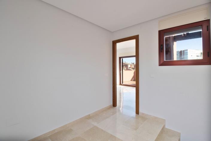 Image No.16-Appartement de 4 chambres à vendre à El Rosario