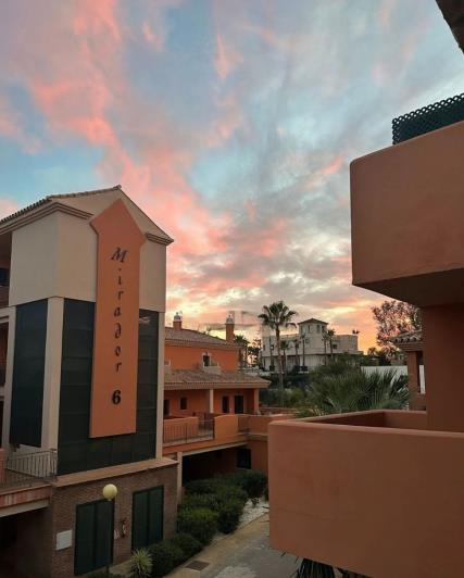 Image No.1-Appartement de 2 chambres à vendre à Marbella