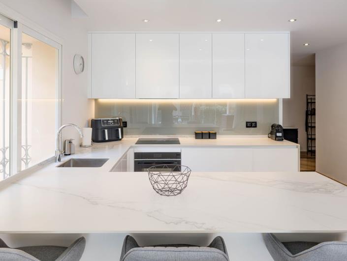 Image No.6-3 Bed Apartment for sale