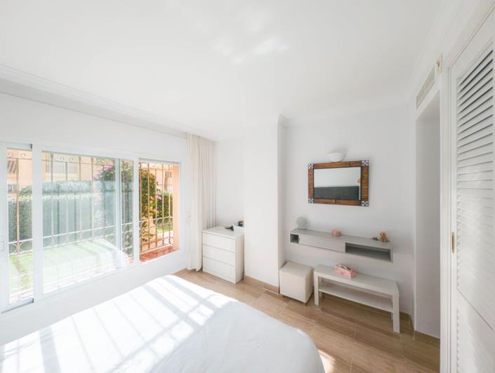 Image No.14-3 Bed Apartment for sale